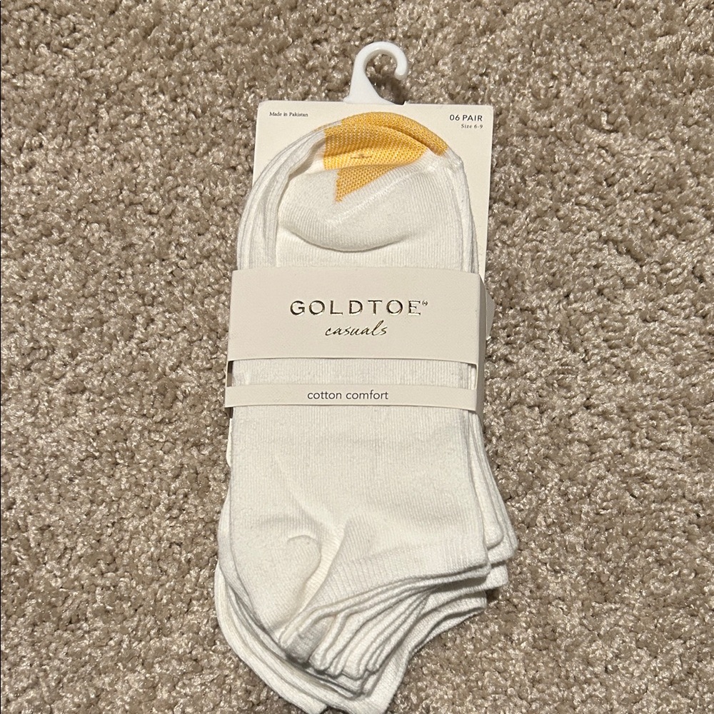 Gold Toe Women’s White Socks with Yellow Accent